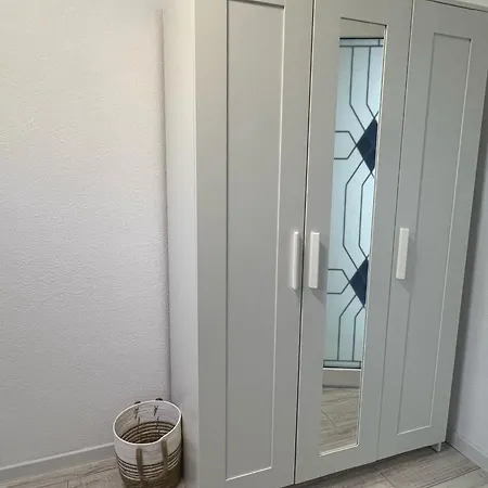 بيت ضيافة Pensiunea Aval