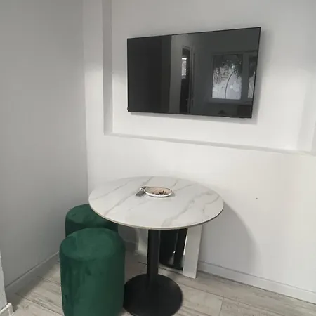 ゲストハウス Pensiunea Aval