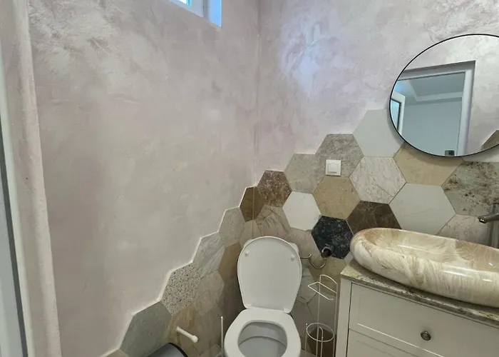 Guest house Pensiunea Aval