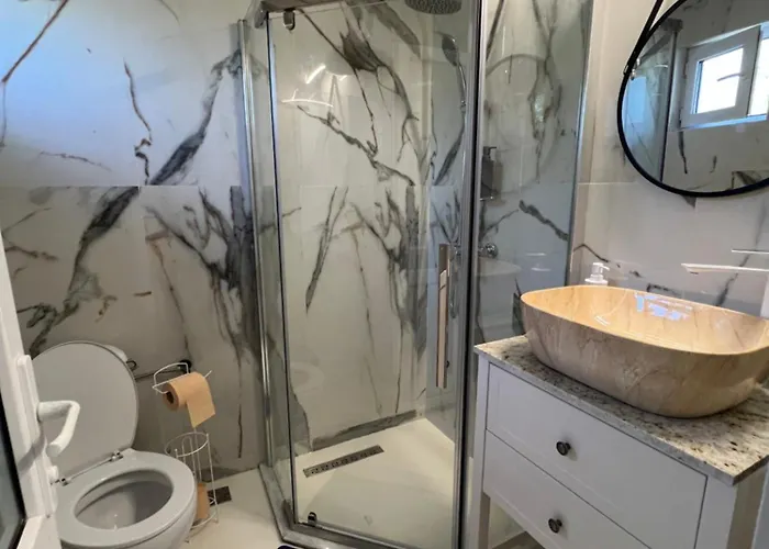 Pensiunea Aval Guest house 2 Mai